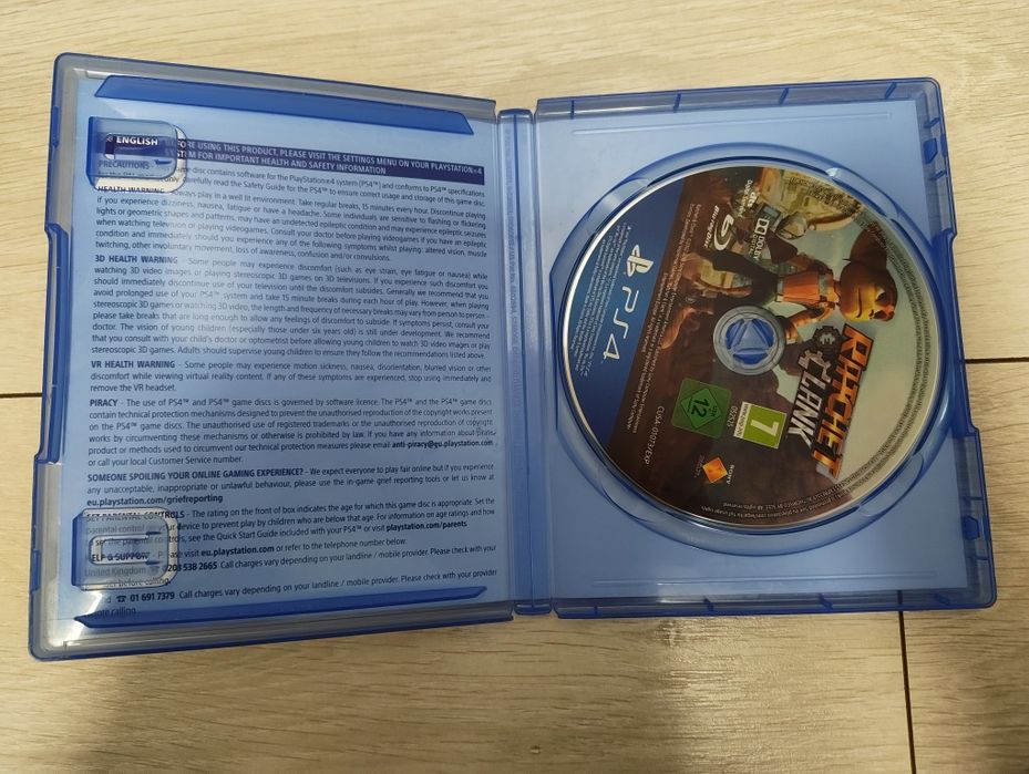 Joc pentru PS4 in stare buna.