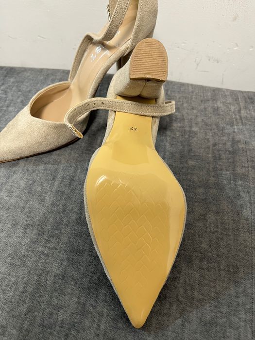 Дамски обувки на ток