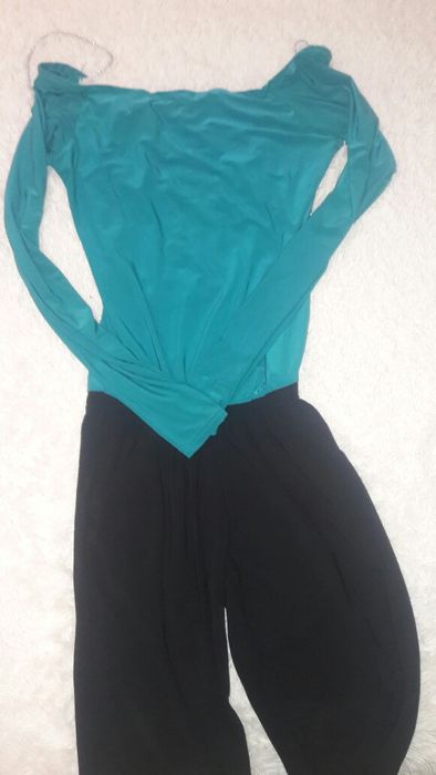 Продам джинсы новые