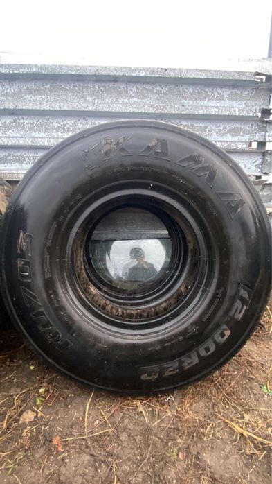 Продается Шина 12.00 R20