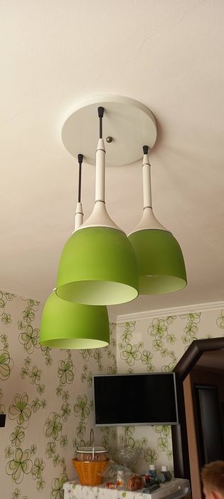 Светильник на три лампы