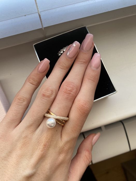 Дамски пръстен с перла и камъни