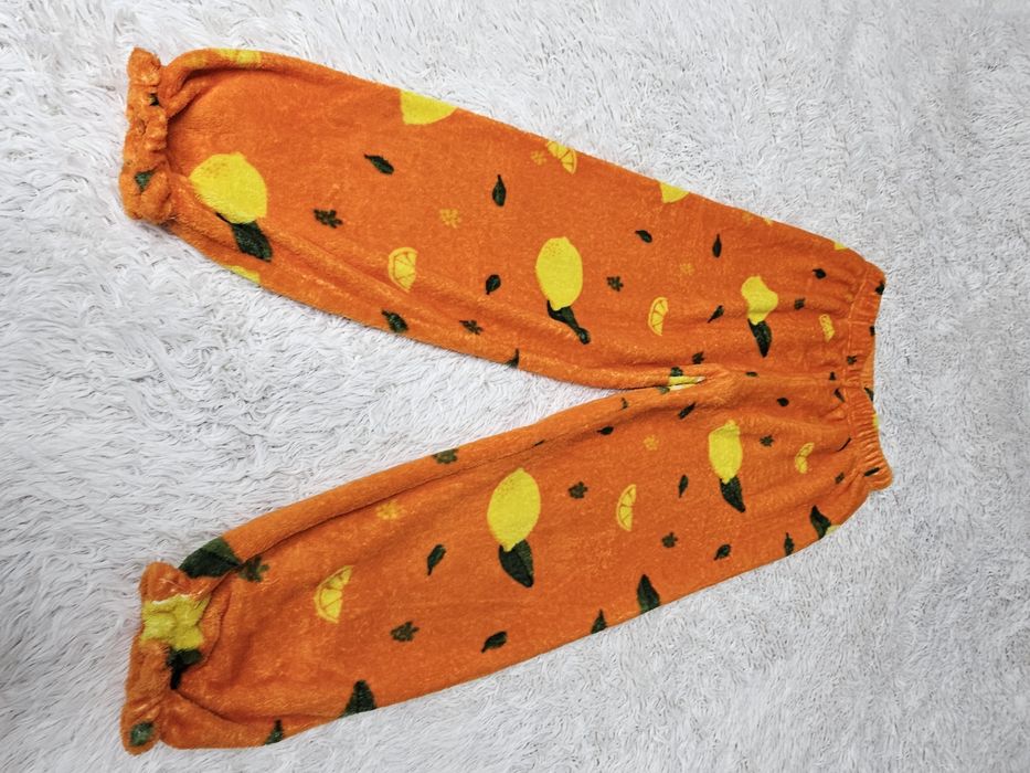 Продам штанишки 8-10 лет 2000