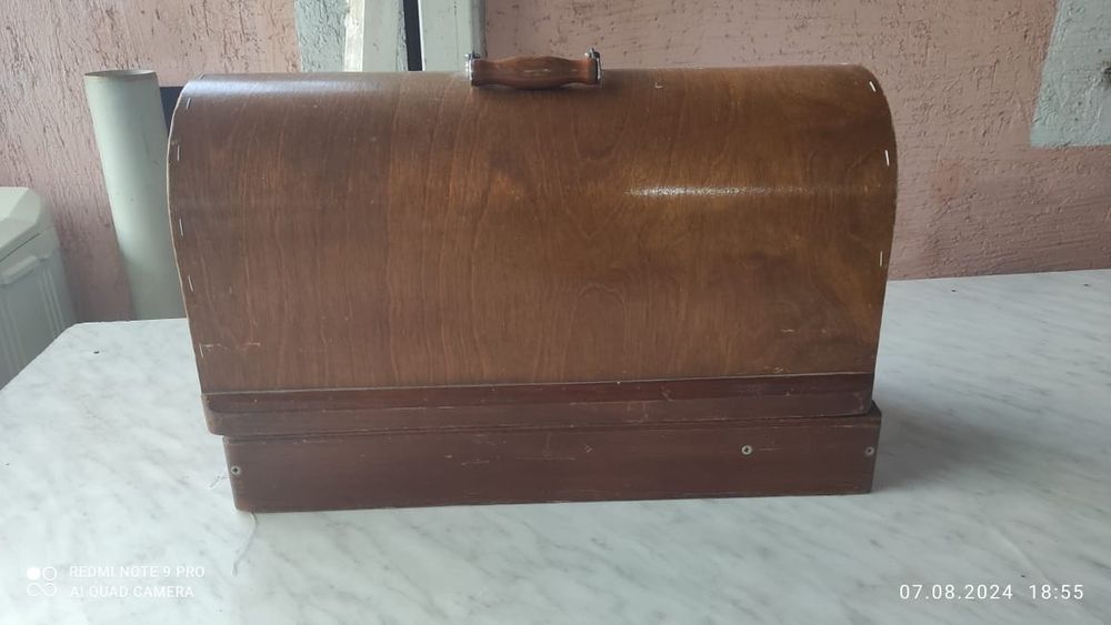 Швейная машинка рабочая