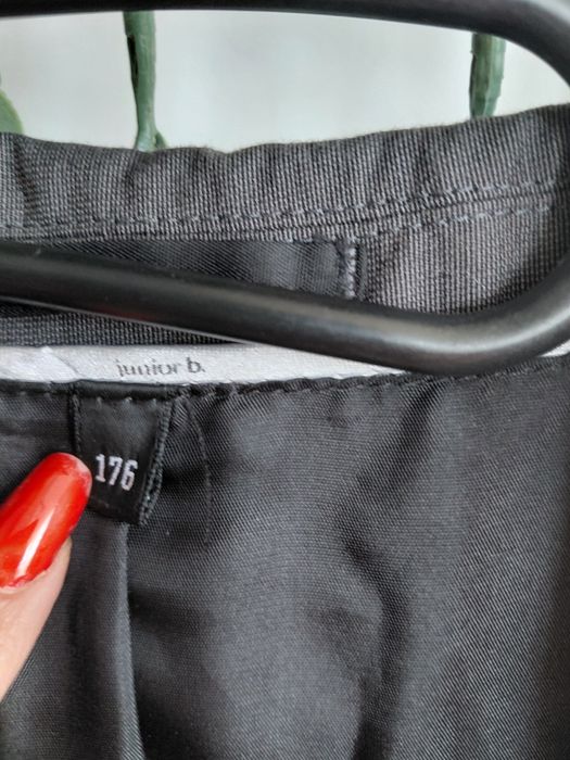 Set unicat transformat din gacheta si jeans