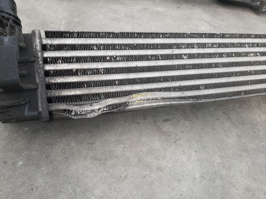 Intercooler renault megane 3 1.5 dci dupa 2008 144960006r-c cu defect
