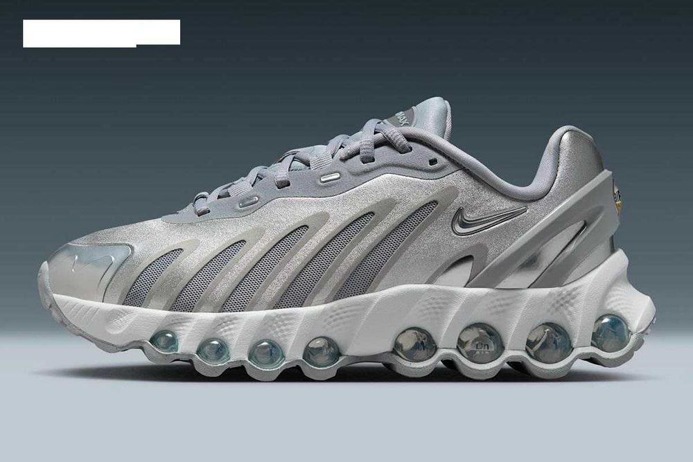 Noul model NIKE Air Max DN8 - pret NOU 450 lei , redus de la 550 !