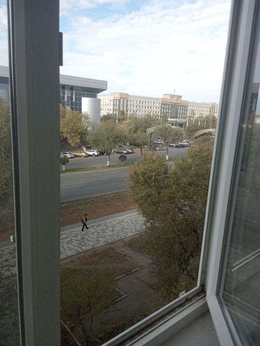 Продам 4-комнатную квартиру