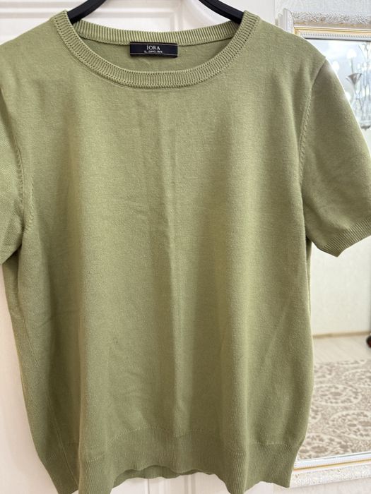 Базовые кофточки, в отличном состояние