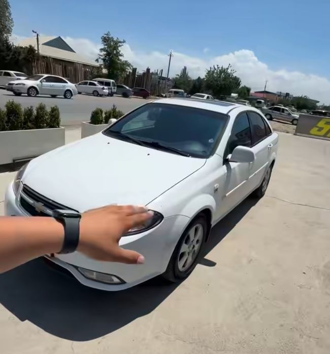 Chevrolet Jentra