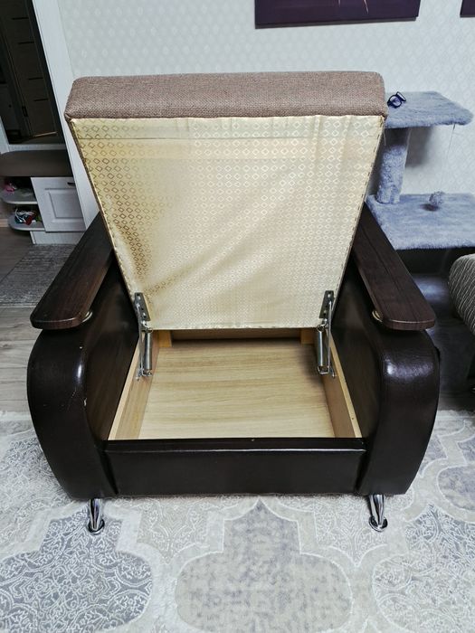 Продам мягкий уголок б/у