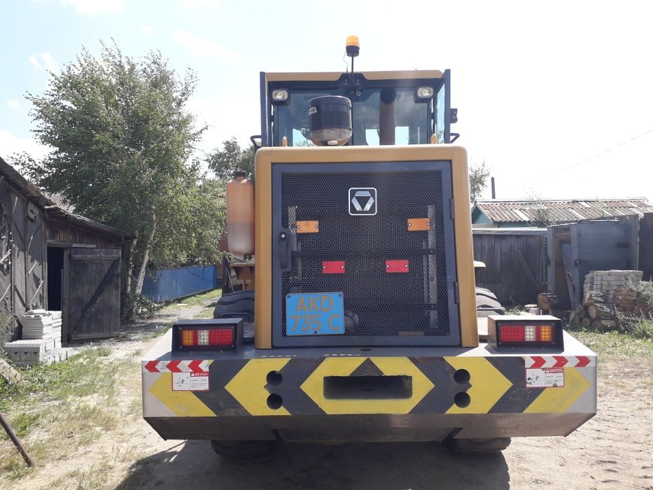 Продам фронтальный Погрузчик