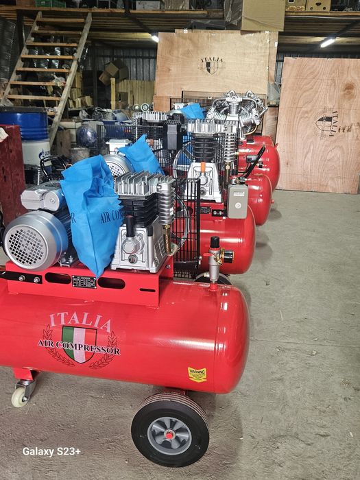 Компрессор, компрессоры, воздушный компрессор.