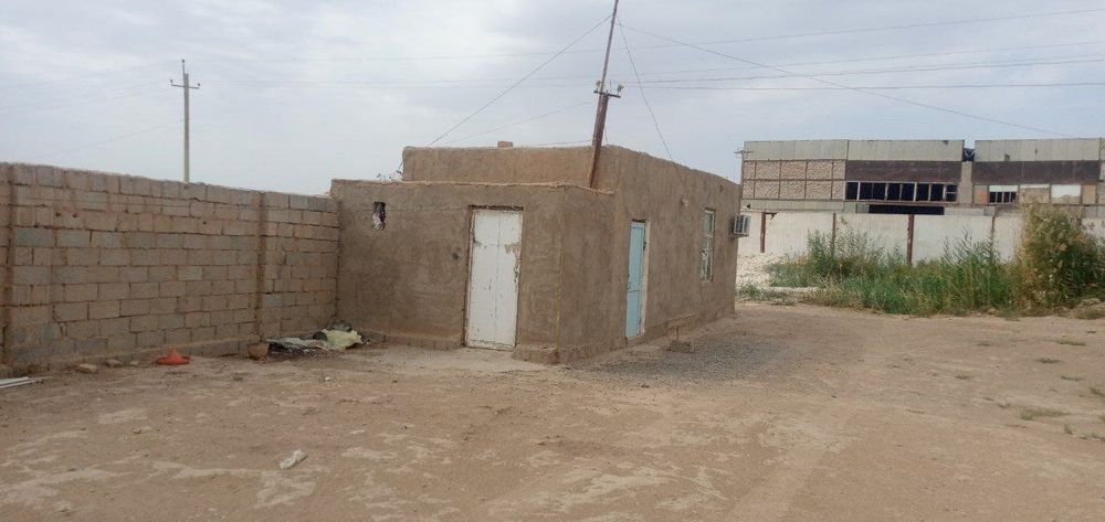 1- gektar yerda joylashgan 5000talik tovuqxona VA Biznes joy