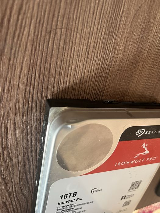 Жесткий Диск seagate  pro 16 TB