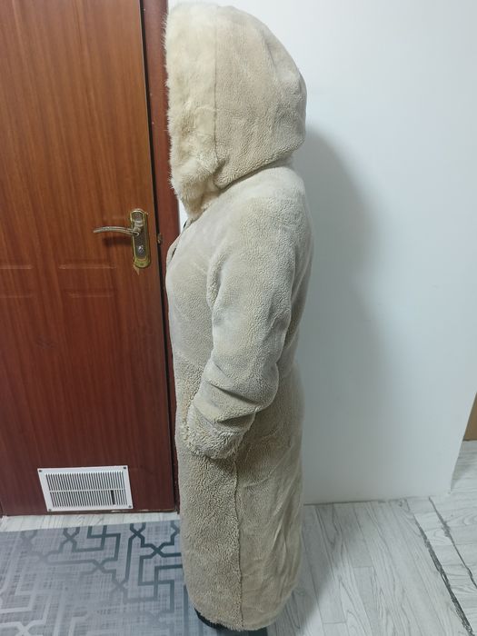 Продаётся женская шуба