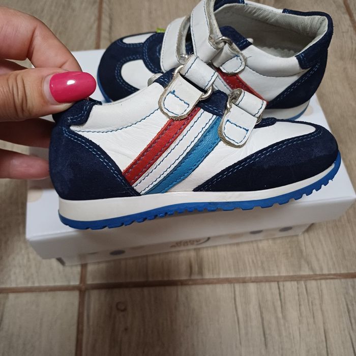 Vand adidasi baieti Baby Avus