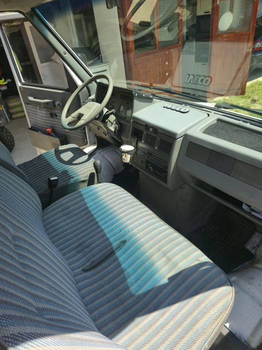Iveco daily 30-8 basculabil(in acte)