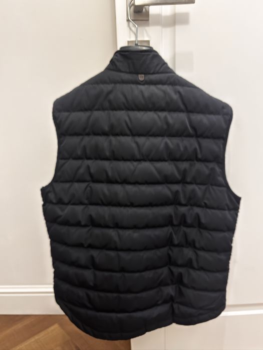 Massimo Dutti жилетка с пухом