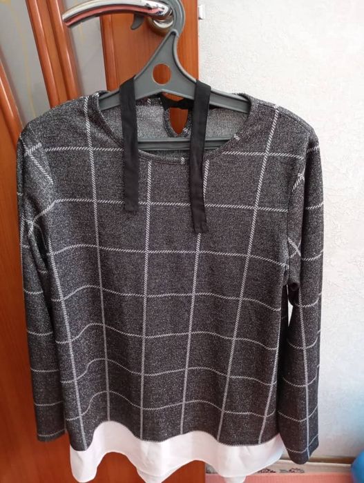 Продам женсую одежду