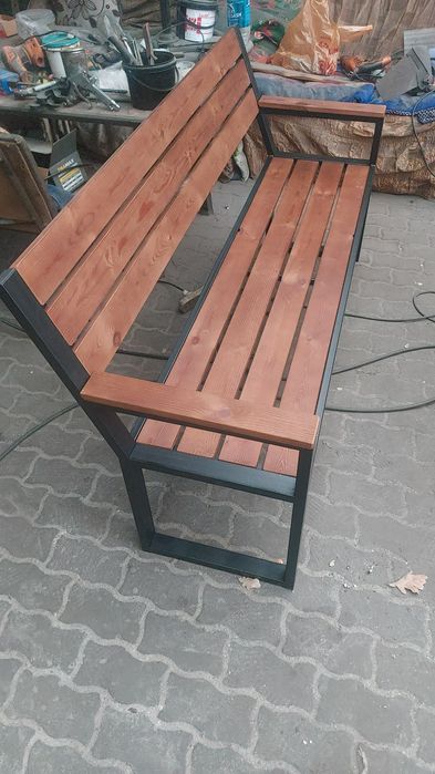 Скамейки уличные