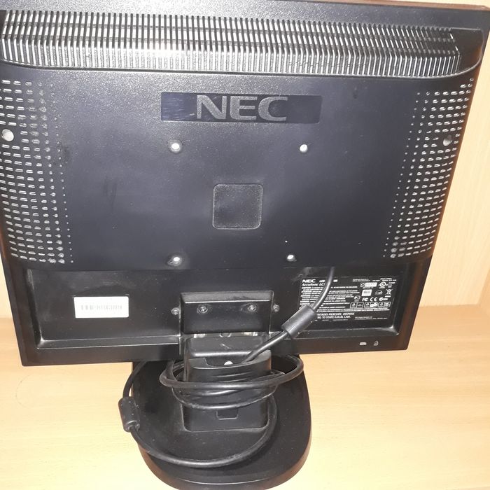 Монитор за компютър19 инча NEC
