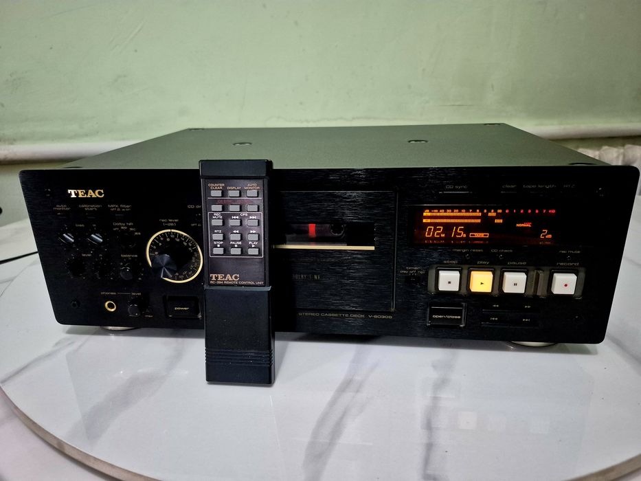 Кассетная дека TEAC
