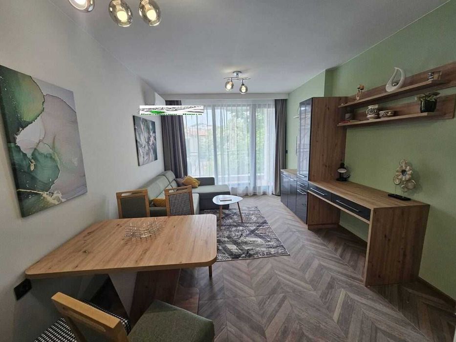 Дава се под наем Двустаен апартамент в Пловдив, Център - 76 кв.м за 680 € - Снимка #1