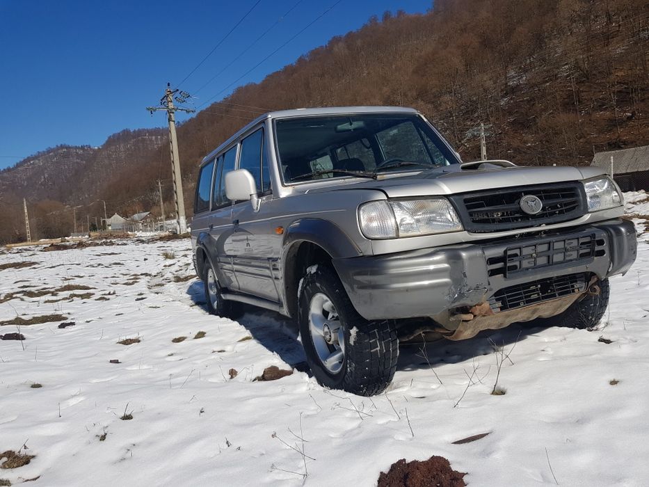 Vand sau dezmembrez Hyundai galoper motor 2.5 cutie manuală