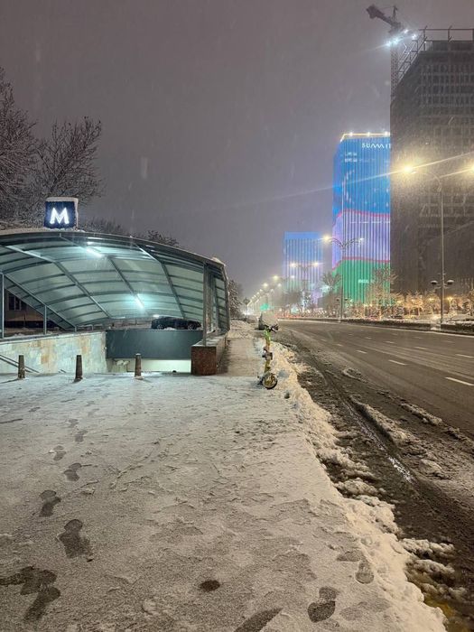 Ул.Алишера Навои Поощадь-65m2 2/3/4 ВЫСОКОПОТОЛОК Ц4 2 остановки ЦЕНТР