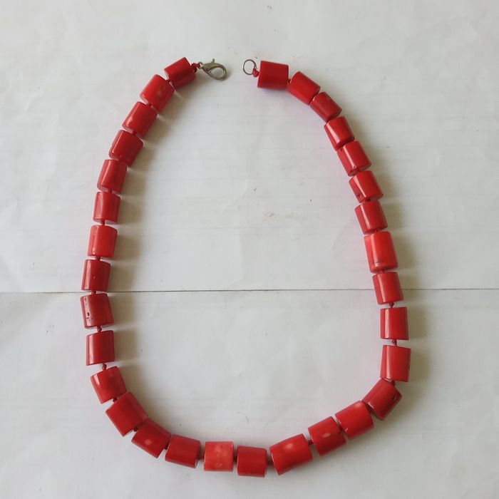 Коралл натуральный Бусы