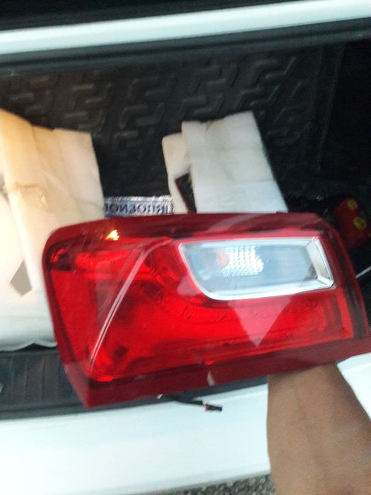 Malibu 2 2.4 orqa fara komplekt holati yangi