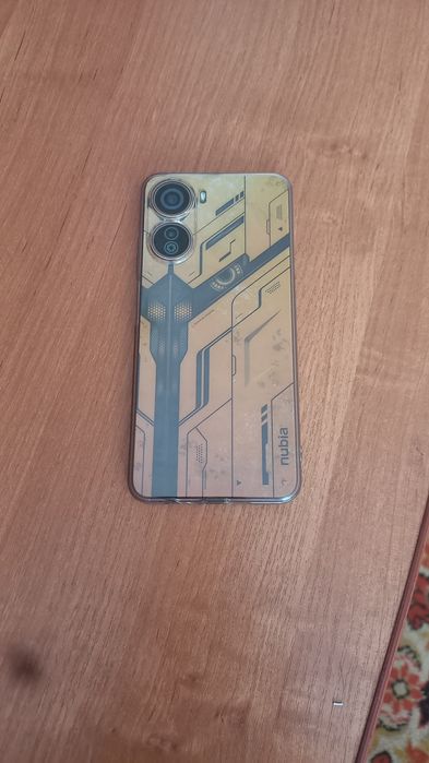 Срочно продам телефон