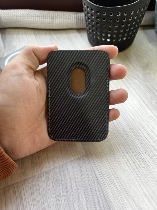 Продам Magsafe поуэрбанк и кардхолдер