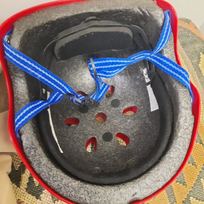 Каска для детей,