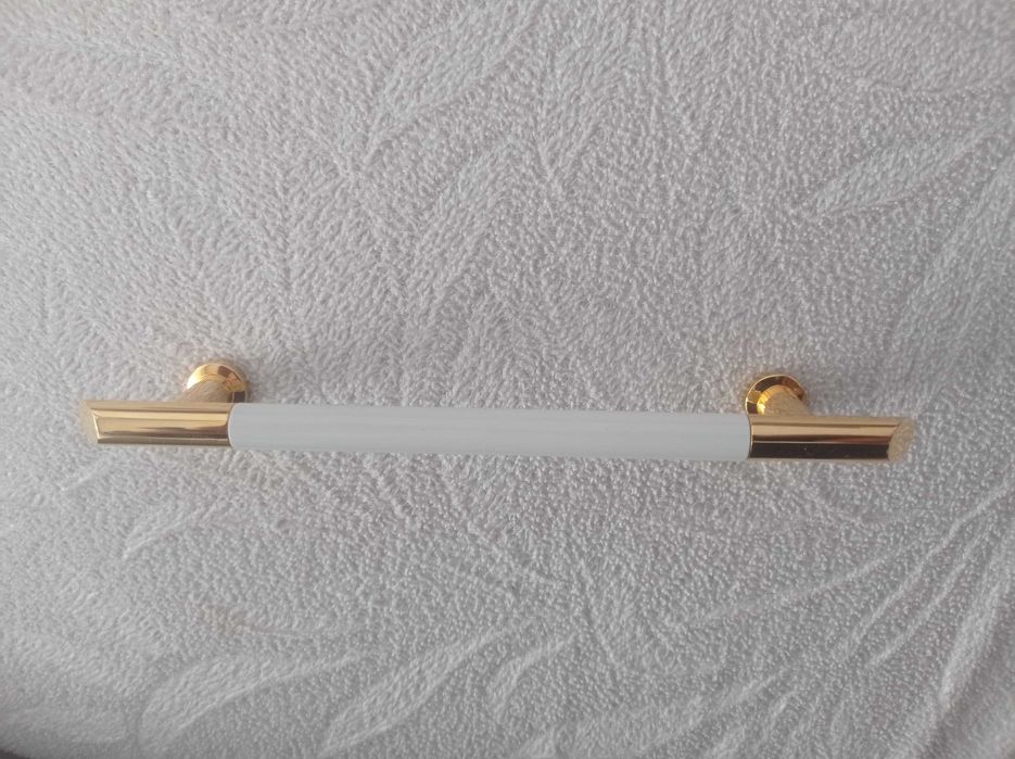 Мебелни дръжки  128mm