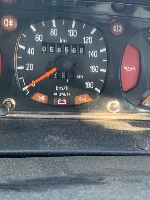 Vand  sau schimb dacia papuc impecabila!!