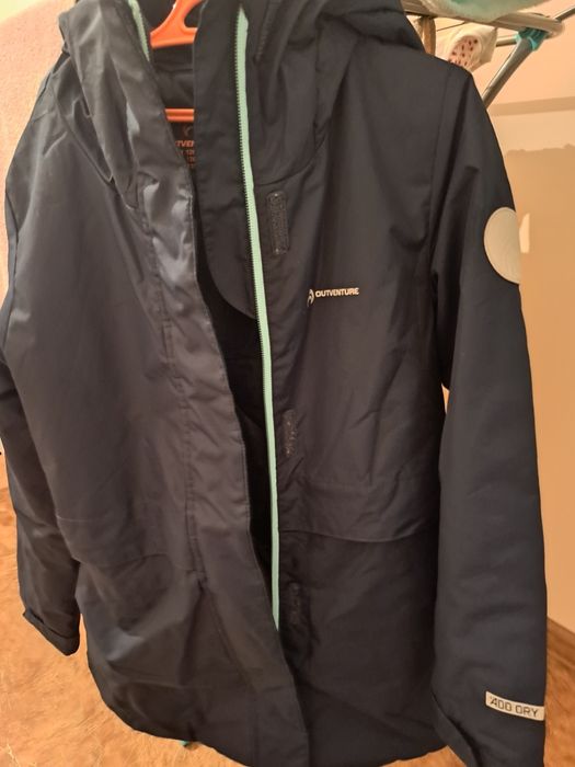 Продам демисезонную куртку