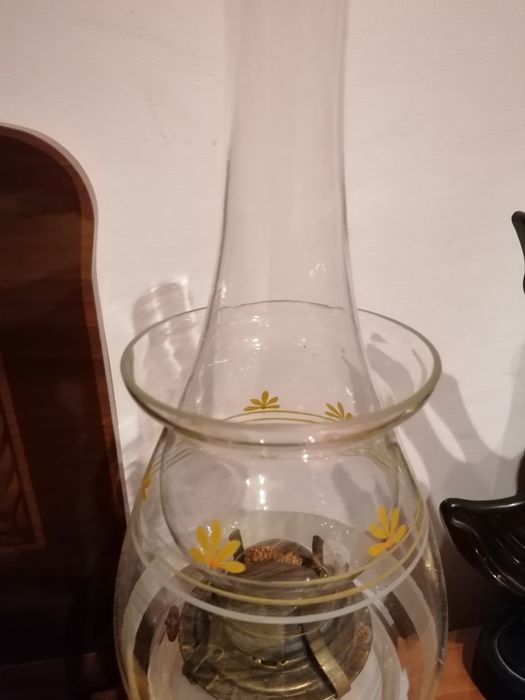 Lampa din sticla pe gaz