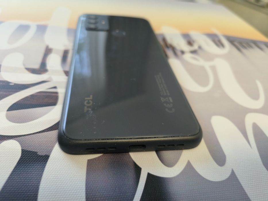 Telefon tcl 306 impecabil