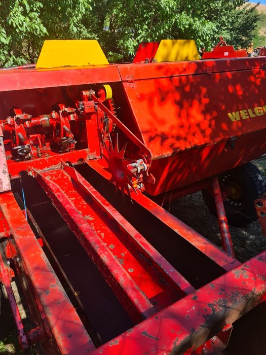 Balotiera,presa de balotat welger AP45