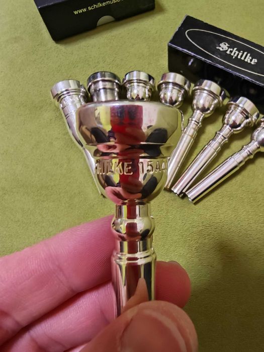 Мундщуци за тромпет