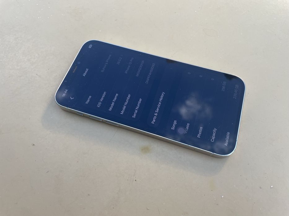 iPhone 12 Pro ••256GB•• //iOS 26.2// „Silver“