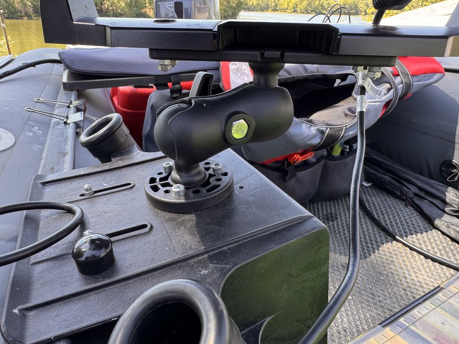 Эхолот Lowrance elite fs 9