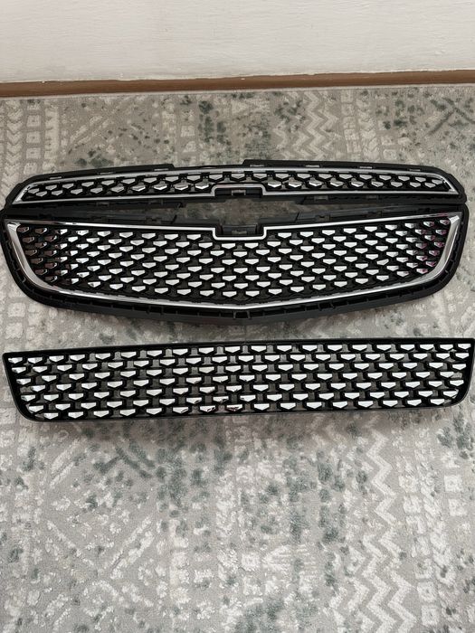 Решетка радиатора Chevrolet Cobalt