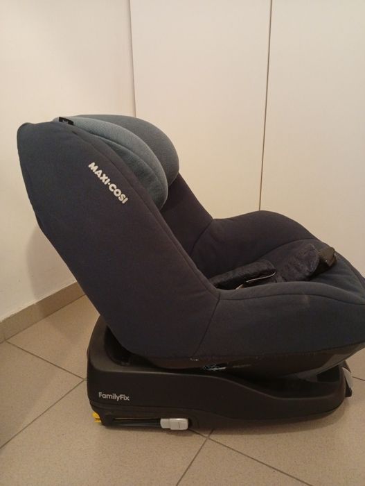Столче за кола с марка Maxi - Cosi