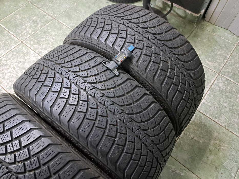 4 anvelope 235/40 R19 Khumo