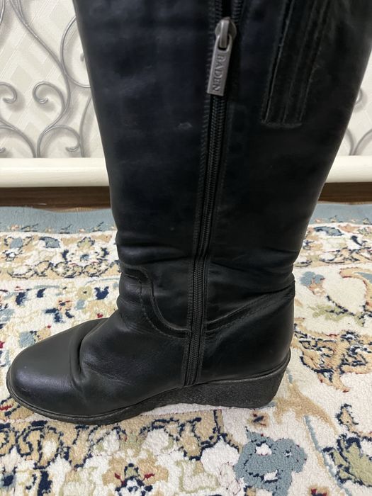 Продаются ботинка,натуральный кожа