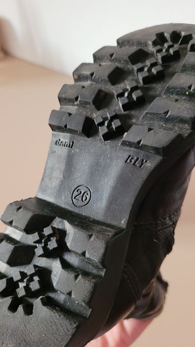 GHETE impermeabile Sportisimo  33 si Ghete cizme Marelbo nr 26