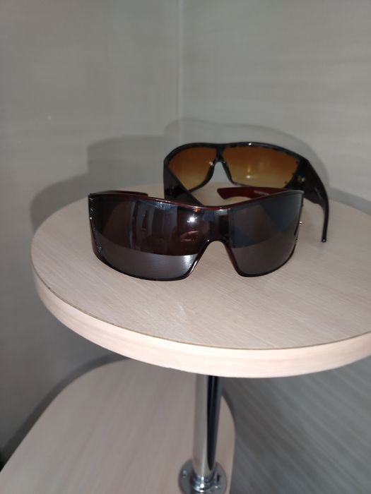 Очки солнцезащитные